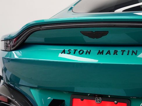 Used 2025 Aston Martin V8 Vantage Coupe image 45