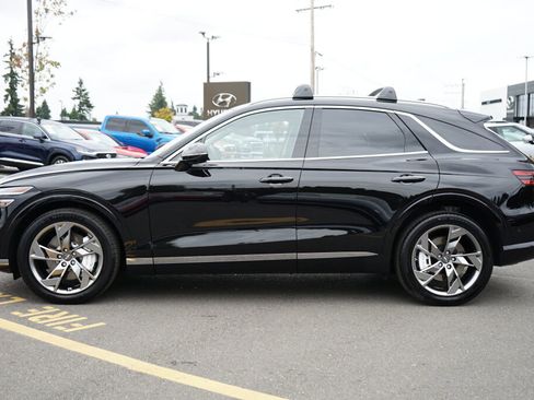 Used 2025 Genesis Electrified GV70 Advanced w/ Prestige Package image 8