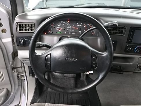 Used 2002 Ford F250 XLT AWD/4WD image 23