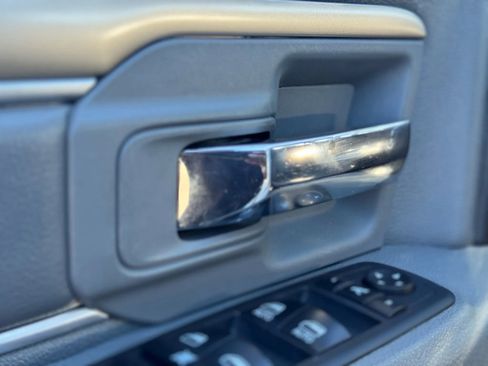 Used 2015 RAM 1500 Lone Star image 11