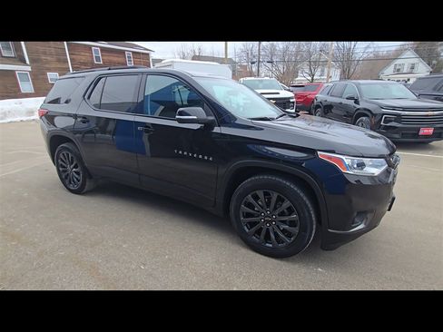 Used 2021 Chevrolet Traverse RS w/ LPO, Floor Liner Package image 2