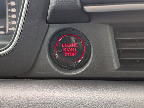 Used 2023 Honda Pilot Elite image 21