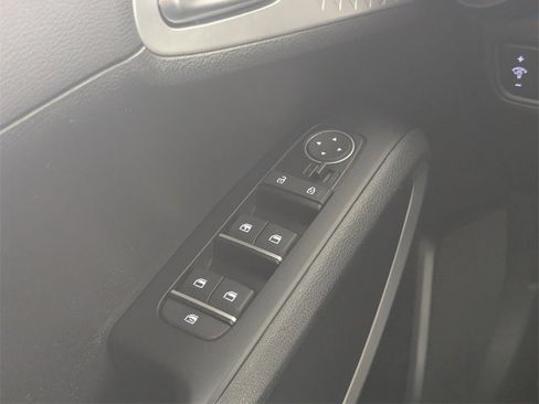 Used 2023 Kia Soul LX image 16