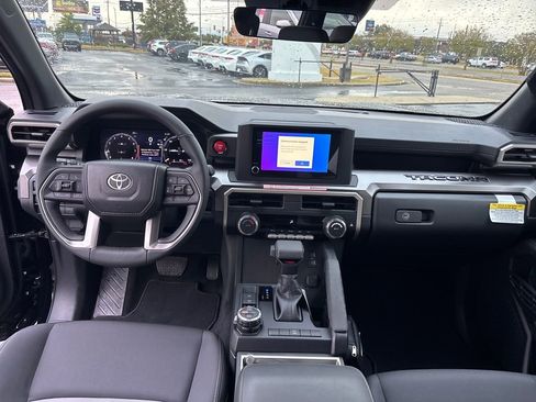 New 2025 Toyota Tacoma TRD Off-Road image 13
