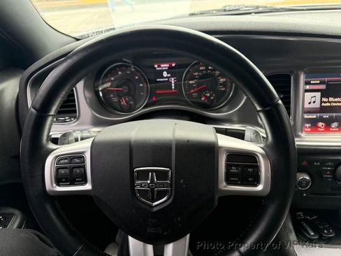 Used 2014 Dodge Charger SXT image 15
