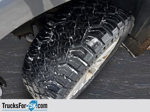 Used 2015 Ford F150 XLT w/ Equipment Group 302A Luxury image 37