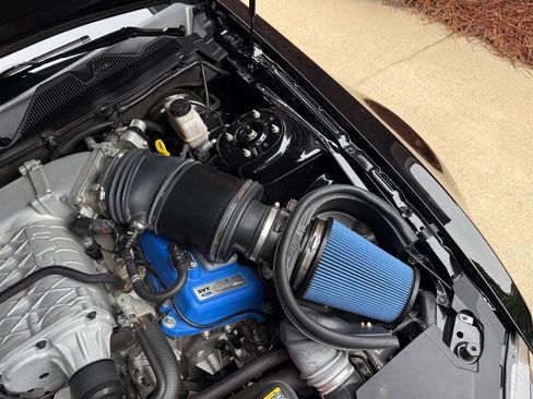 Used 2013 Ford Mustang Shelby GT500 RWD image 65