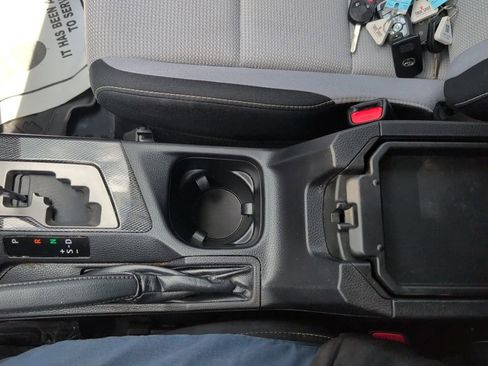 Used 2018 Toyota RAV4 Adventure FWD image 20