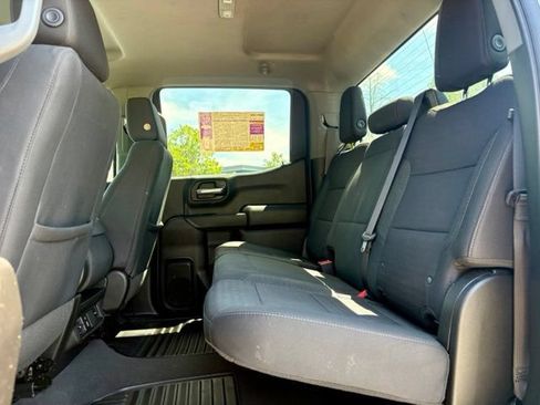 Used 2023 Chevrolet Silverado 1500 Custom AWD/4WD image 27