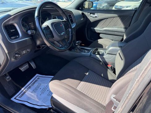 Used 2020 Dodge Charger R/T w/ Blacktop Package image 9