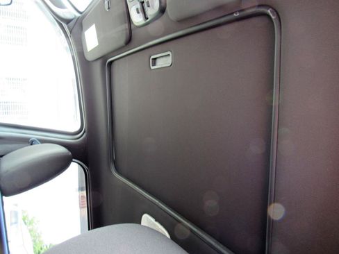Used 2012 Ford Escape XLT AWD/4WD image 27