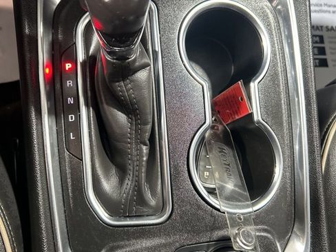 Used 2022 Chevrolet Traverse Premier w/ Redline Edition AWD/4WD image 28