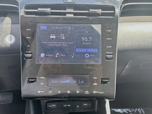 Used 2023 Hyundai Tucson SEL w/ Convenience Package AWD/4WD image 10