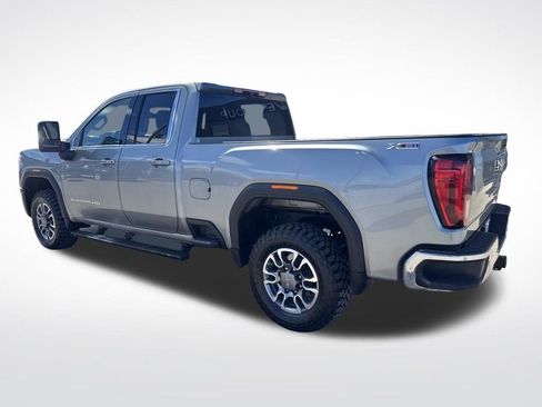 Used 2024 GMC Sierra 2500 SLE image 3