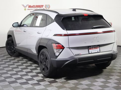 Used 2025 Hyundai Kona SEL FWD image 12