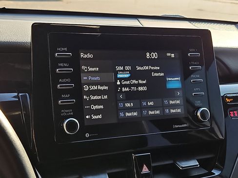 Used 2021 Toyota Camry SE image 16