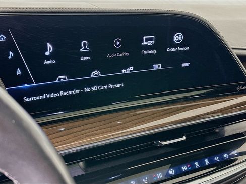 Used 2023 Cadillac Escalade ESV Premium Luxury Platinum AWD/4WD image 18