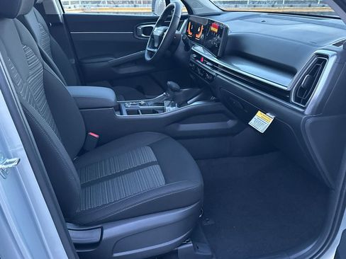 New 2026 Kia Sorento LX image 10