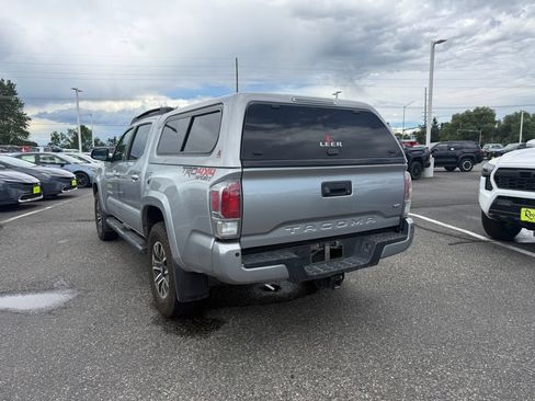 Used 2023 Toyota Tacoma TRD Sport w/ Advanced Technology Package AWD/4WD image 2