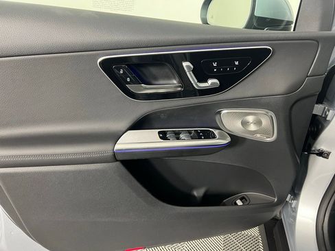 New 2026 Mercedes-Benz GLC 300 4MATIC image 11