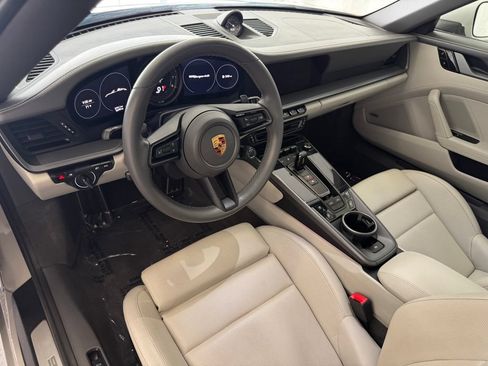 Certified 2021 Porsche 911 AWD/4WD image 4