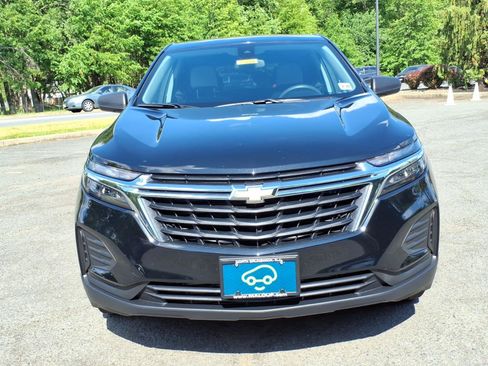 Certified 2024 Chevrolet Equinox LS w/ LS Convenience Package AWD/4WD image 2
