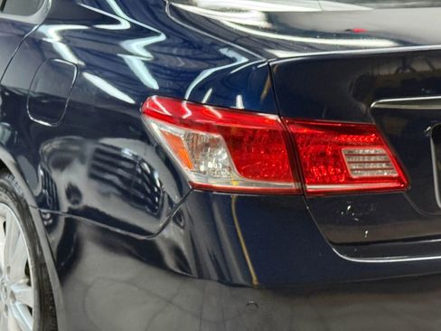 Used 2011 Lexus ES 350 ES 350 Sedan 4D image 12