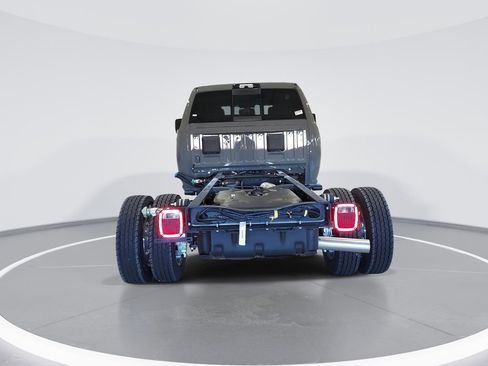 New 2026 RAM 4500 Tradesman AWD/4WD image 7