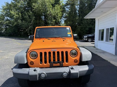 Used 2012 Jeep Wrangler Sport AWD/4WD image 2