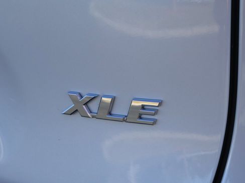 Certified 2025 Toyota RAV4 XLE Premium image 9