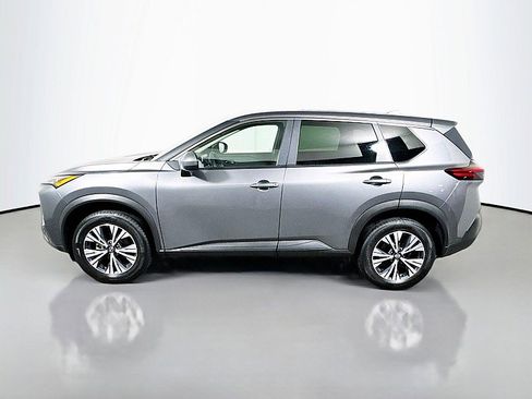 Used 2023 Nissan Rogue SV image 4
