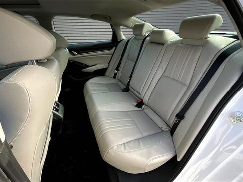 Used 2018 Honda Accord EX-L image 22