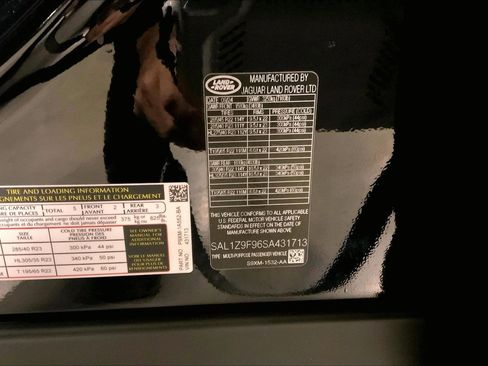 Used 2025 Land Rover Range Rover Sport SV Edition Two image 33