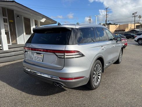Used 2022 Lincoln Aviator Reserve image 7