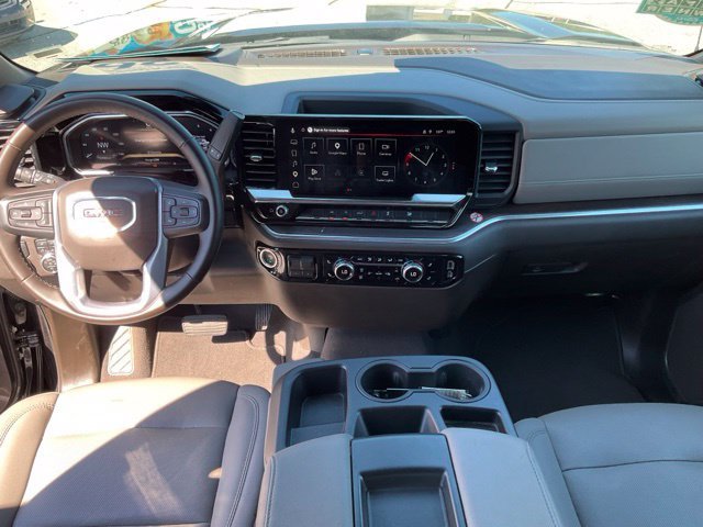 Used 2026 GMC Sierra 1500 SLT RWD image 4