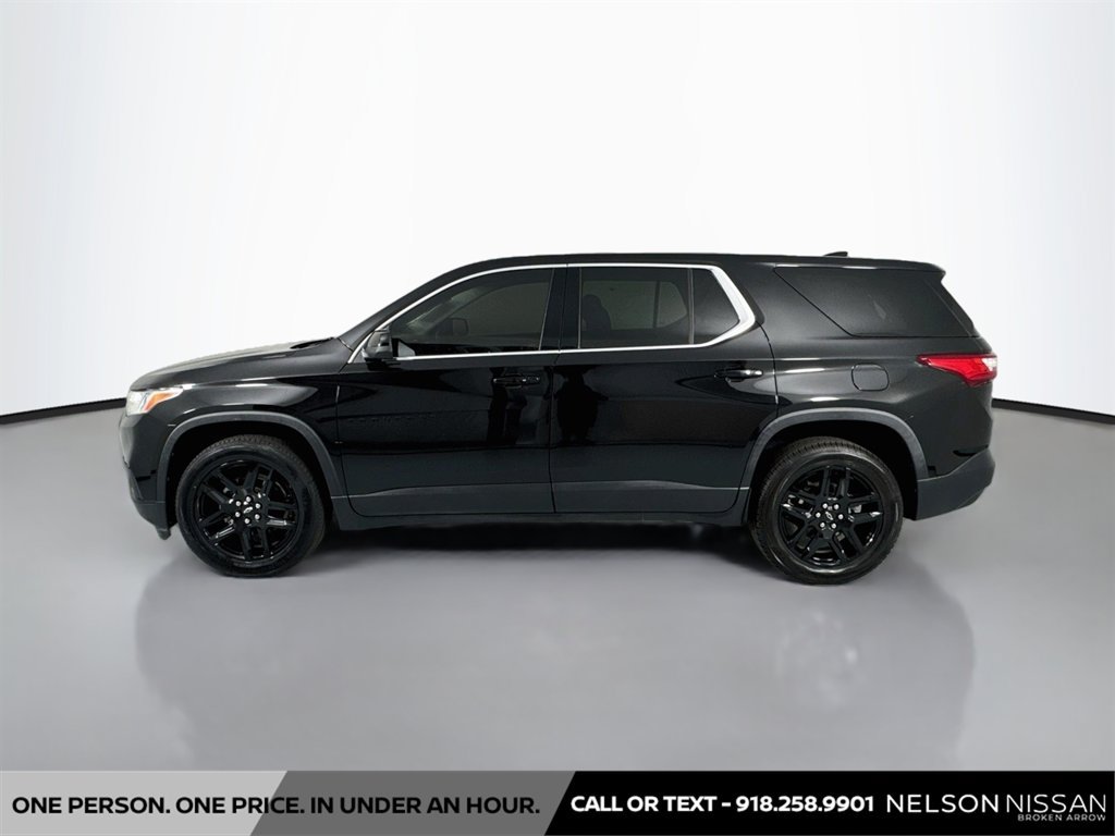 Used 2021 Chevrolet Traverse LS w/ LPO, Blackout Package FWD image 8