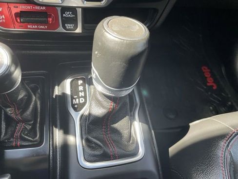 Used 2021 Jeep Wrangler Unlimited Rubicon image 16