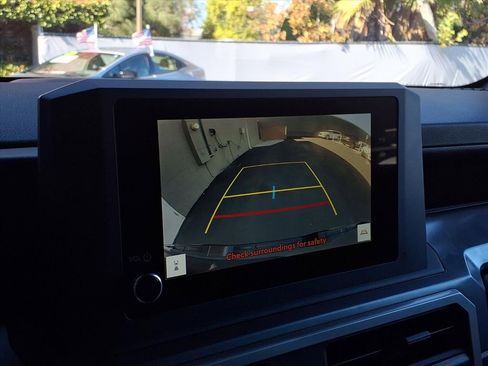 Certified 2024 Toyota Tacoma SR5 image 9