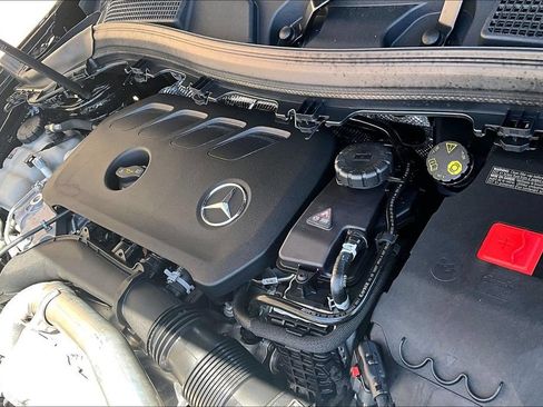 Used 2025 Mercedes-Benz GLA 250 image 33