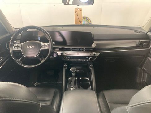 Certified 2023 Kia Telluride S w/ S Sunroof Package AWD/4WD image 7