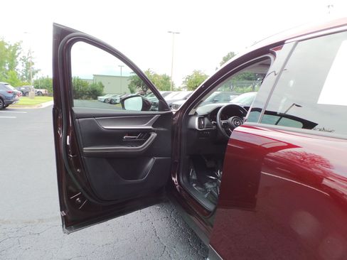Certified 2024 MAZDA CX-90 Plug-In Hybrid w/ Premium Pkg AWD/4WD image 28