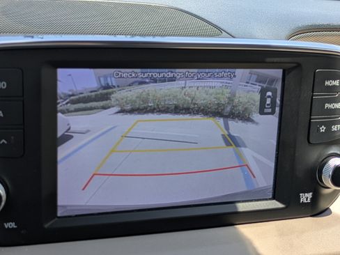 Used 2019 Hyundai Santa Fe Limited FWD image 21