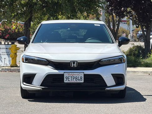 Used 2023 Honda Civic Sport image 9