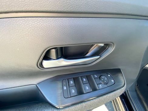 New 2026 Nissan Kicks SV FWD image 18