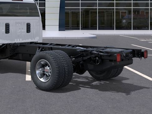 New 2026 GMC Sierra 3500 Pro w/ Convenience Package AWD/4WD image 15