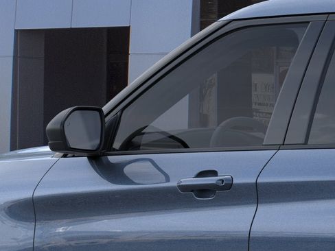 New 2026 Ford Explorer Active RWD image 20
