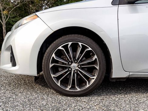 Used 2015 Toyota Corolla S image 10