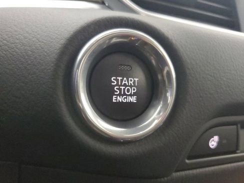 Certified 2025 MAZDA CX-5 Signature image 33