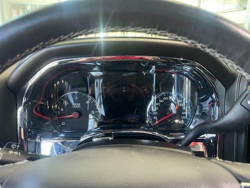 Used 2018 GMC Sierra 1500 Denali w/ Denali Ultimate Package AWD/4WD image 28