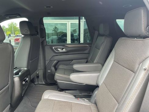 Used 2022 Chevrolet Tahoe High Country AWD/4WD image 12